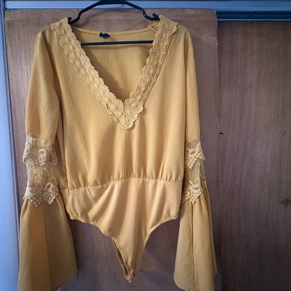 Elegant Yellow Lace Trimmed Women's Top